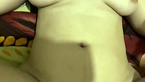 me follo coño virgen de hermanastra hasta correrme en tetas