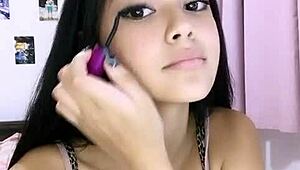 Latina Girl Engages In Direct Web Chat Session Online