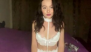 Hey, check out this hot pussy play