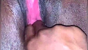 Masturbating Fingering BBW Vibrator, Oh Yes!