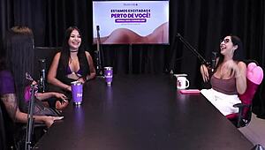 fica no controle quando n�o grava com atores todo m�s tinha uma safadeza com o gringo e ia sozinha na casa de swing - renatinha melo watch on sheer red