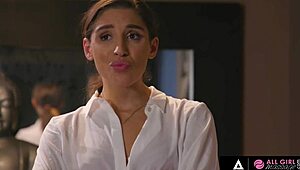 Abella Danger and Haley Reed turn massage into wet pussy fucking