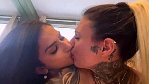 nossa aquela foda gostosa com a quentura da buceta bem molhada 😍