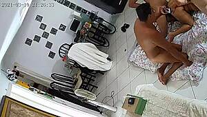 Gosto De Ver Ela Levando Uma Surra De Rola Fazendo Gangbang