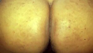 Indian Big Ass Shaking! Monster Cock Anal Fucking Her Hard!