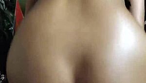 marido nao aguentou e colocou a esposa peluda pra sentar