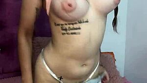 Beautiful girl shows her big tits live!