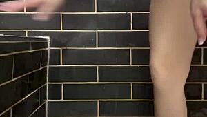 i dirty talk during dildo masturbation