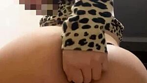 Hot Slut Falls Online Showing Her Tight Ass