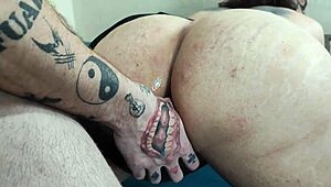 Enfiei Um Brinquedo Enorme No Cu Da Melissa Leal