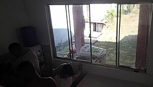 Corno Com Problema Auditivo Lava A Louça Enquanto Sua Mulher Faz Sexo Com Negão Escondido