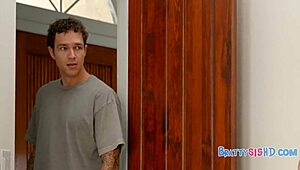 Ginger stepsis demands dick boldly