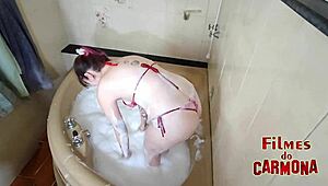 fodendo as amigas na hidro sem camisinha