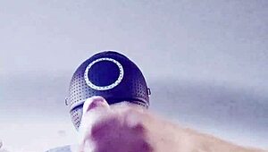 secreto y fetiche con un rubio de polla mediana desnudo en el coche bad wolf28 eres un verdadero hombre