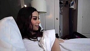 Step brother and sister share bed for naughty fun 😏