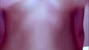 las tetas enormes de mi prometida rebotan