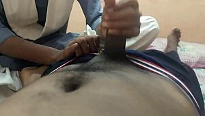 कॉलेज सौतेली बहन को अपना बेहतर लंड दिखाया