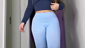 BIG ASS IN LEGGINGS CAME TO SAY GOOD NIGHT