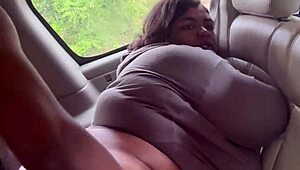 neighbor almost caught us fucking in the car with creampie and outdoor licking