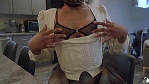 i got a quick blowjob and cum in mouth before mass