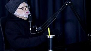 Veja a Entrevista Safada e Cheia de Putaria com a Flor de Damiana com Vovô Moai no Porn Cast Brazil - Parte 2 Watch on Sheer Red