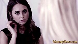 These Glam Stepdaughters Are Pussylicking Each Other So Hot!