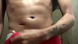 Like this big-dicked rogue showing off for cam?