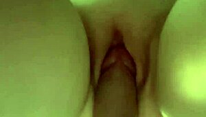 Rubbing this fat cock between juicy lips 😏💦