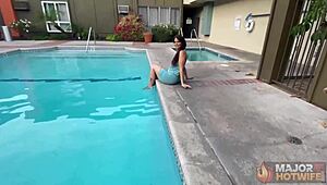 Busty Brunette MILF Syren De Mer Meets Rome Major