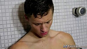 Boy Twinks Bareback Sex In Beds And Bathrooms