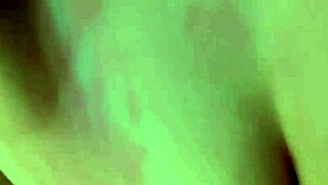 Brunette gamer gives pussy to boyfriend online