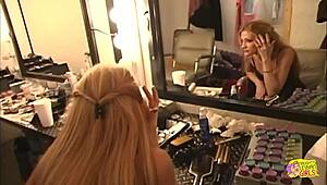 I-I posed with two brunettes and we licked pussy.