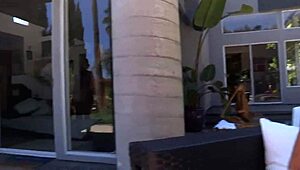 Xxx Hot Orgasm - Lesbiaz!