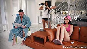 Stepfamily Members Engage In Homemade Blowjob And Hardcore Sharing On Bed