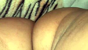 Sao Paulo stripper gets wild massage from Bolt Jones