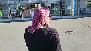 i'm the kiwi slutty milf getting fucked in the department store changing room