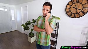 Stepdaughters Feel Intense Pleasure With Blan B