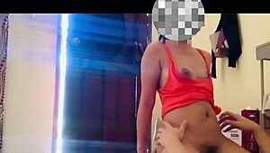 my bestfriend loves my body, i need her cock 😍