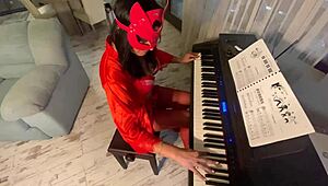 milfycalla sucks piano teacher's cock