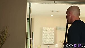 Stud janitor relaxed horny big tits boss jewels jade after he massaged her curvy body