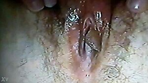 This soaking wet pussy is so horny and wet, amateurs love it! 😏