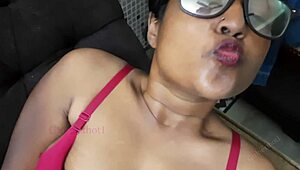 Bengali secretary gets fucked by office boss in hindi roleplay.