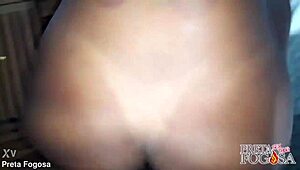 Novinha Giving and Receiving Facial in Hardcore Scene