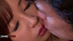 Aoi give an asian blowjob and fucked in stockings!