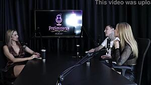 Yasmin Pariz Sells Handjob To Football Player