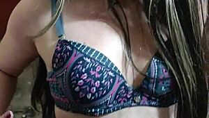 rica masturbates waiting for good fuck.