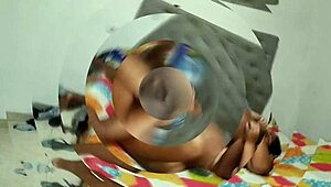 mi vecino pervertido viene a casa a por azúcar y termina follándome el culo enorme con su polla dura ¡qué rico!