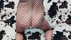 watching this amateur erotic porno with the milf wife couple