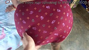 क्या तुमने उस देसी एक्स गर्लफ्रेंड को डॉगी में हार्ड फक करते हुए देखा?