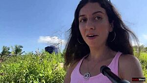 Crazy Cumwalk in Crowded Beach Spot